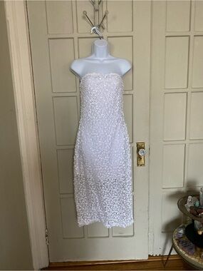 12th Tribe White Strapless Floral Appliqué Midi Dress